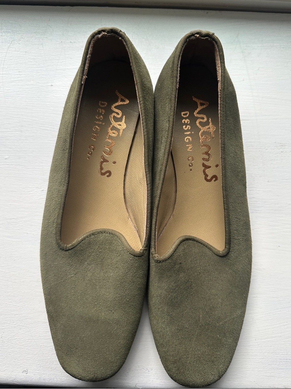 NWT Artemis Design Co. Olive Green Suede Slip-On Flats